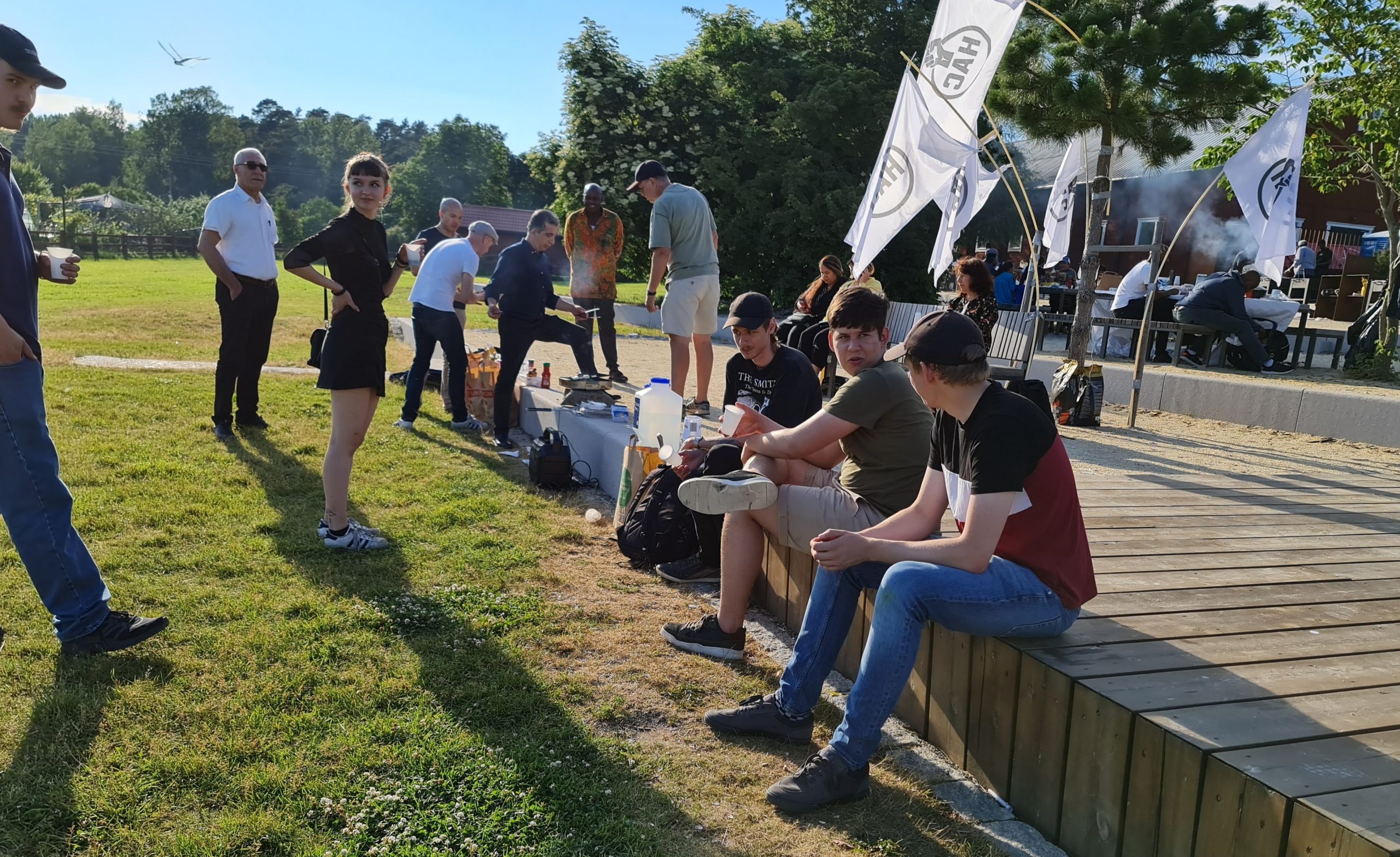 2000 kr insamlat till arbetarna på Hjulstaskolan